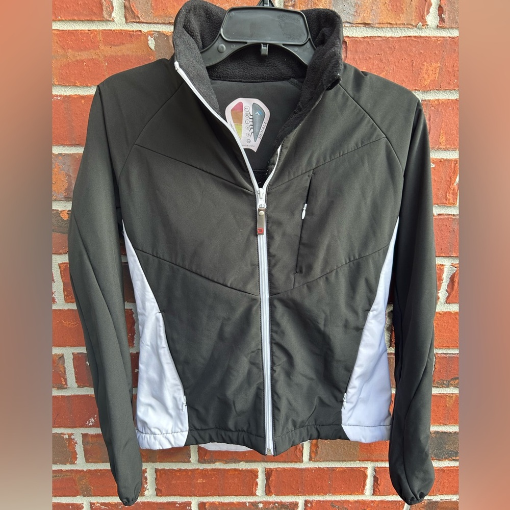 Denali All Weather Womens Full Zip Jacket with Detachable Hood Blk & White Small